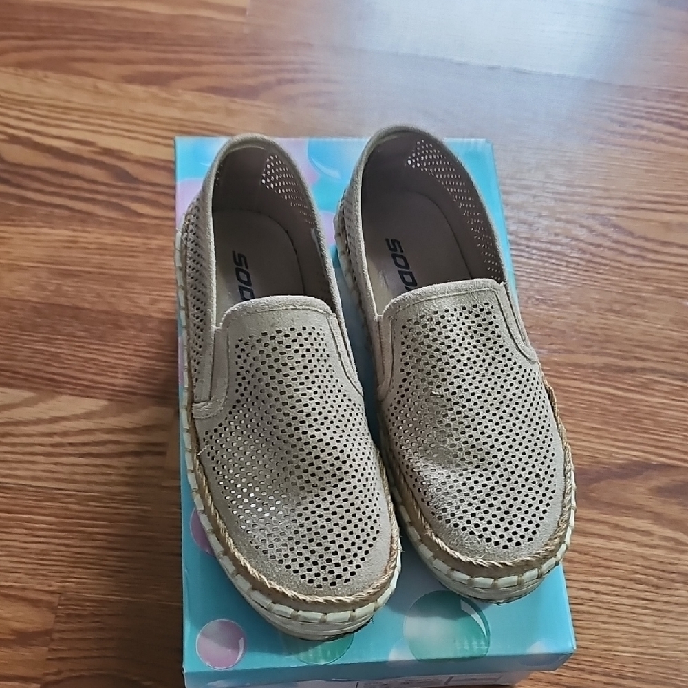 Soda Women's Tan Slip-On Loafers